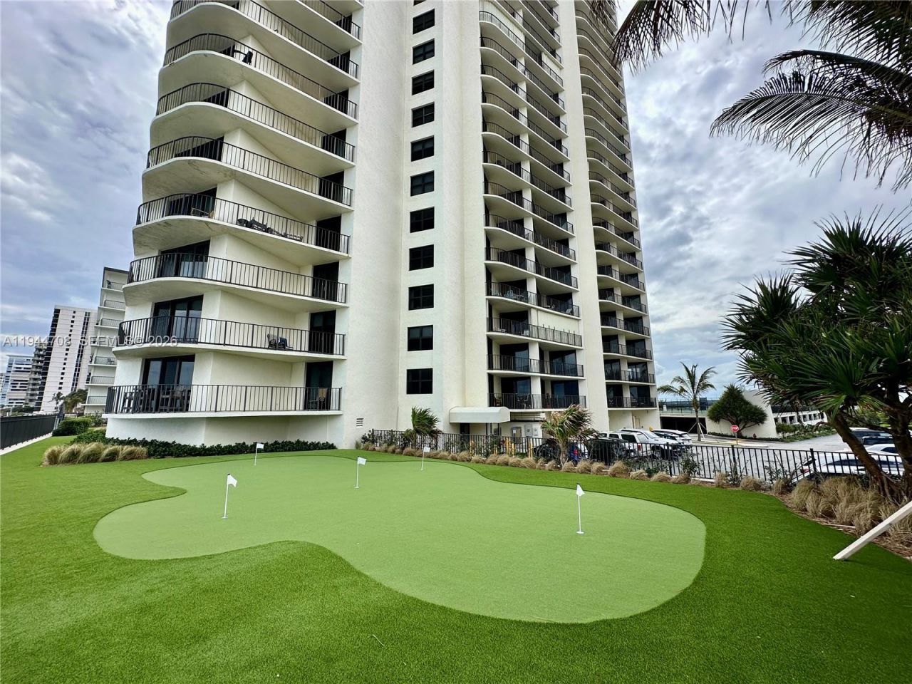 5420 N Ocean Dr, Unit 706, Singer Island, FL 33404 Photo