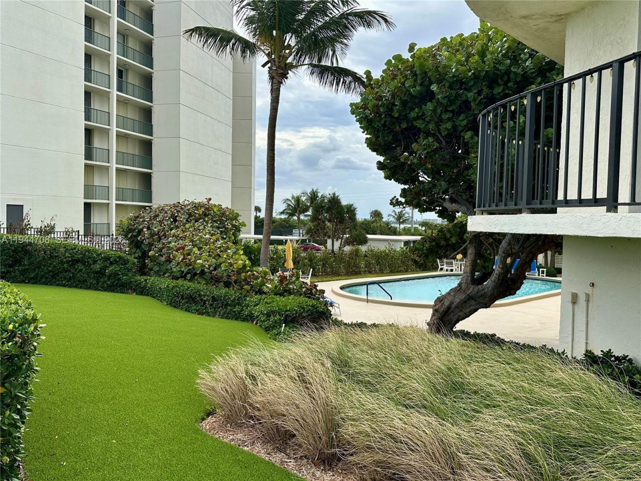 5420 N Ocean Dr, Unit 706, Singer Island, FL 33404 Photo