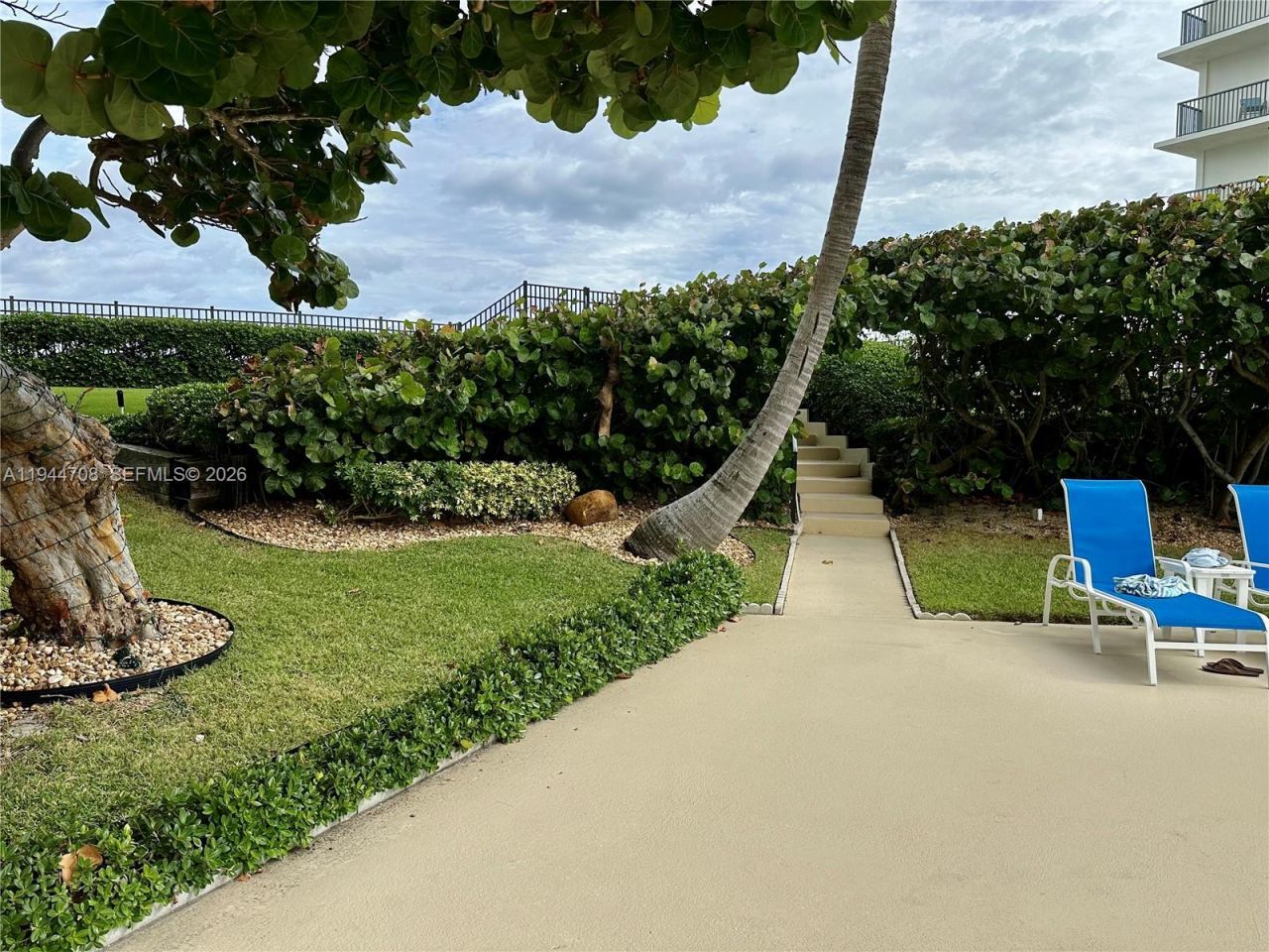 5420 N Ocean Dr, Unit 706, Singer Island, FL 33404 Photo