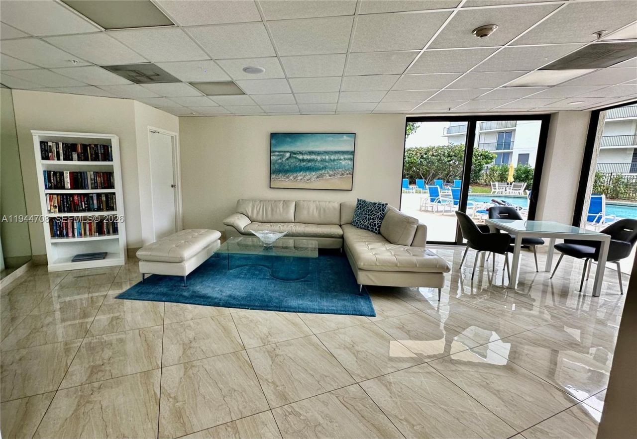 5420 N Ocean Dr, Unit 706, Singer Island, FL 33404 Photo