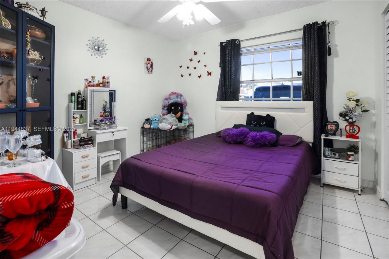 7384 W 29th Ln, Hialeah, FL 33018 Photo