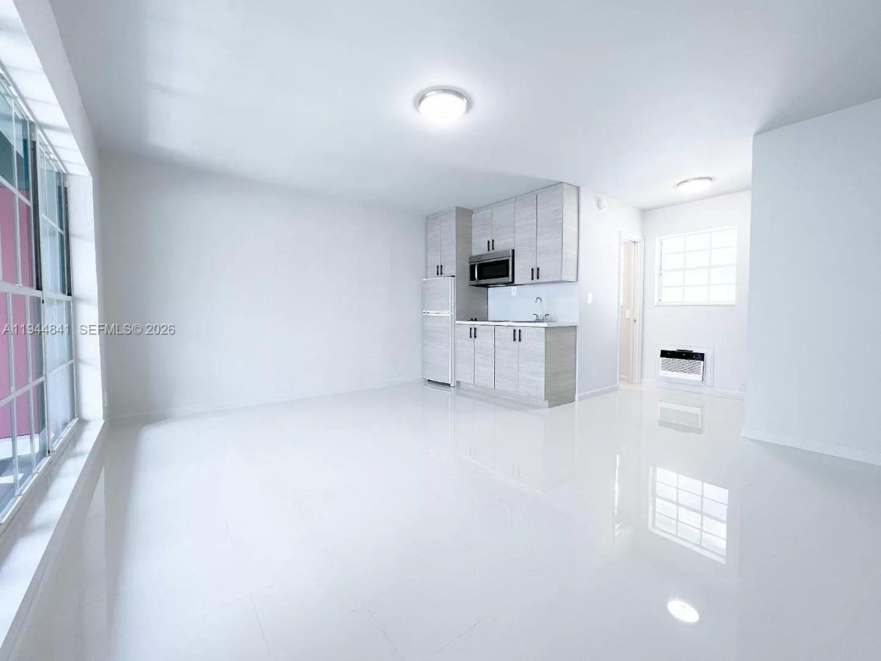 1007 SE 2nd Ct, Unit 7, Fort Lauderdale, FL 33301 Photo