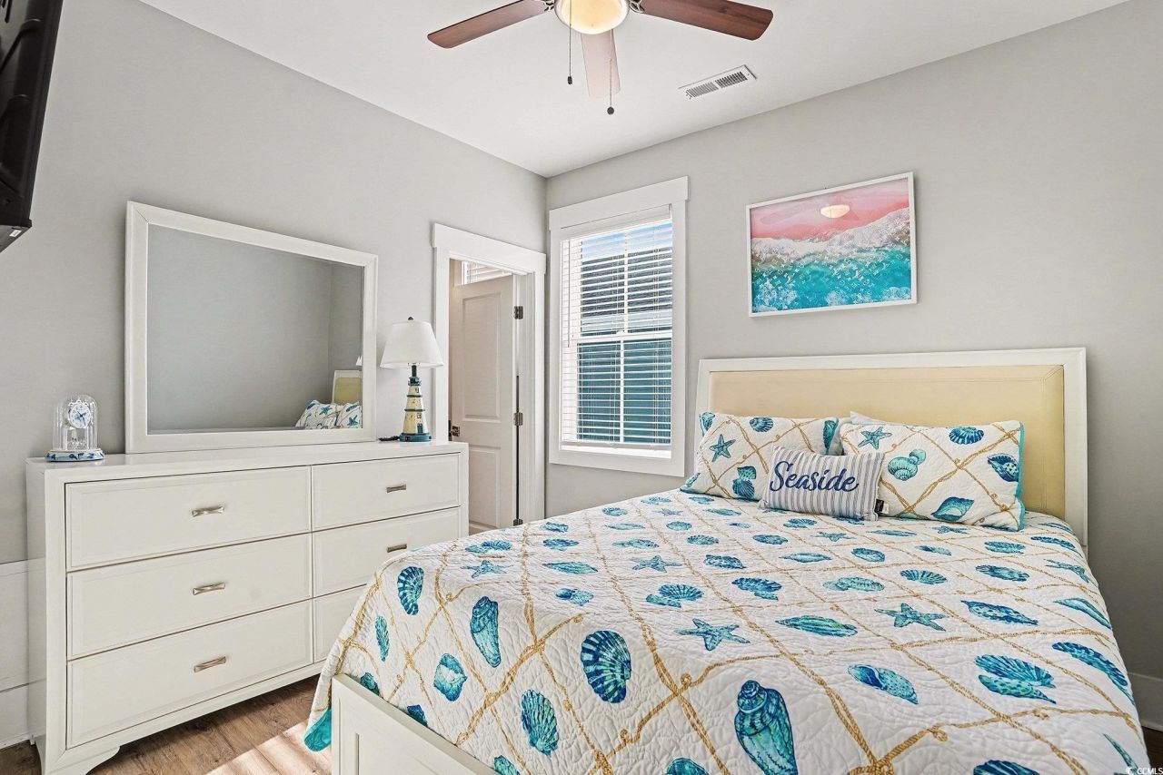 695 Elizabeth Dr. Photo 21