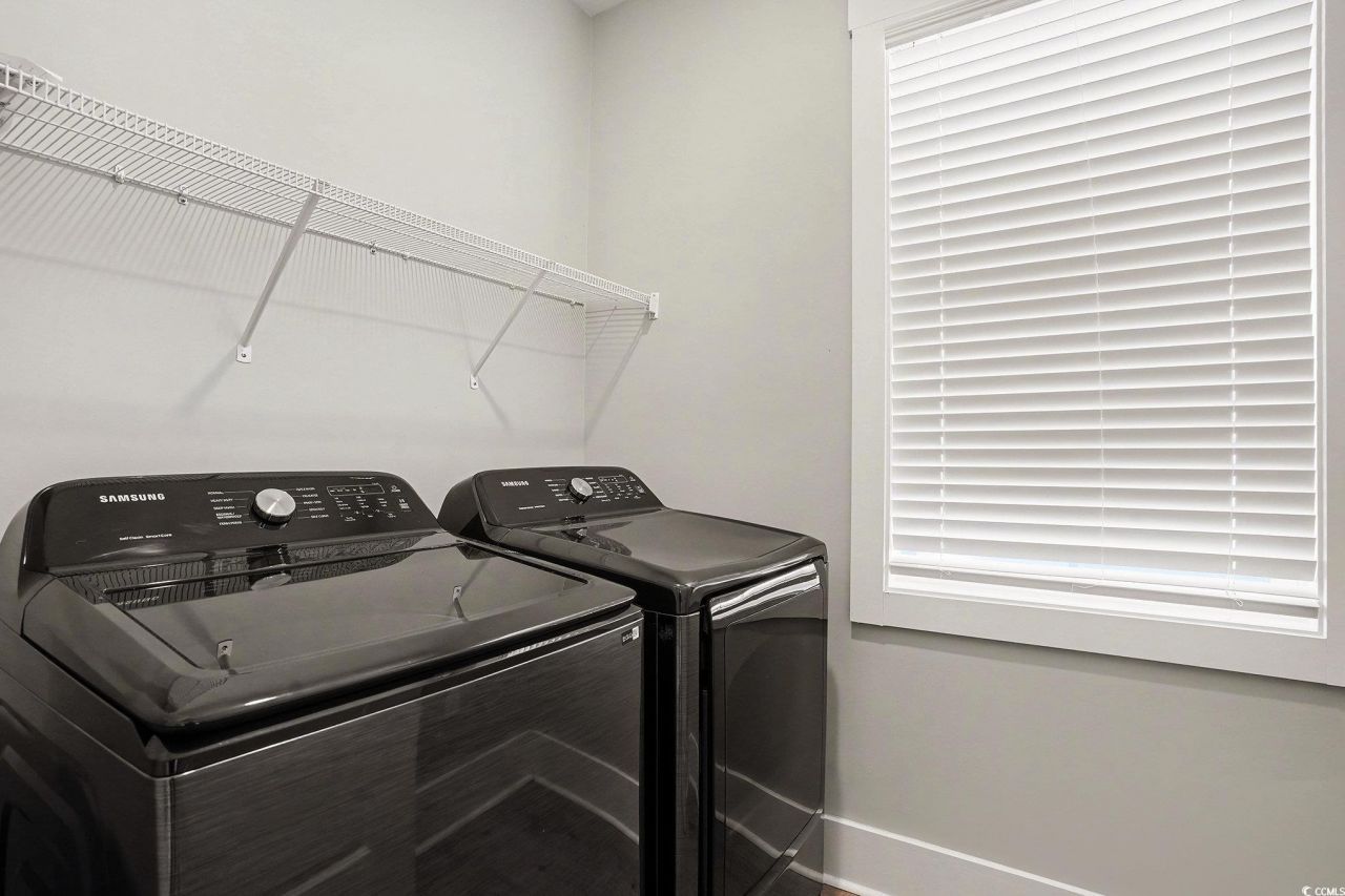 695 Elizabeth Dr. Photo 25