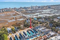 695 Elizabeth Dr. photo 4