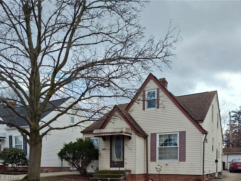 6707 Thornton Drive, Parma, OH 44129 Photo 1