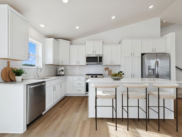 10871 Hemingway Avenue S, Cottage Grove, MN 55016