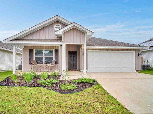 1760 Paisleigh Dr, Pensacola, FL 32534