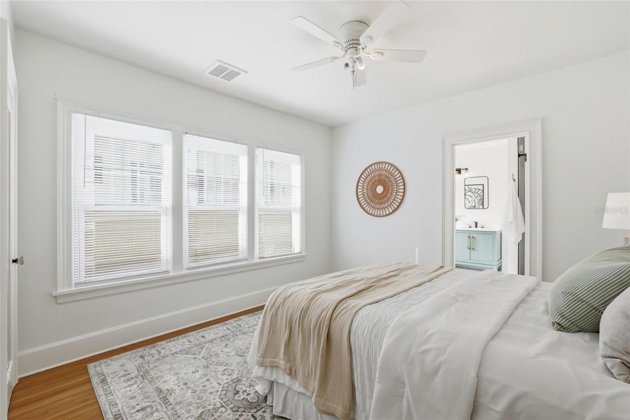 918 45th Street N, Saint Petersburg, FL 33713 Photo