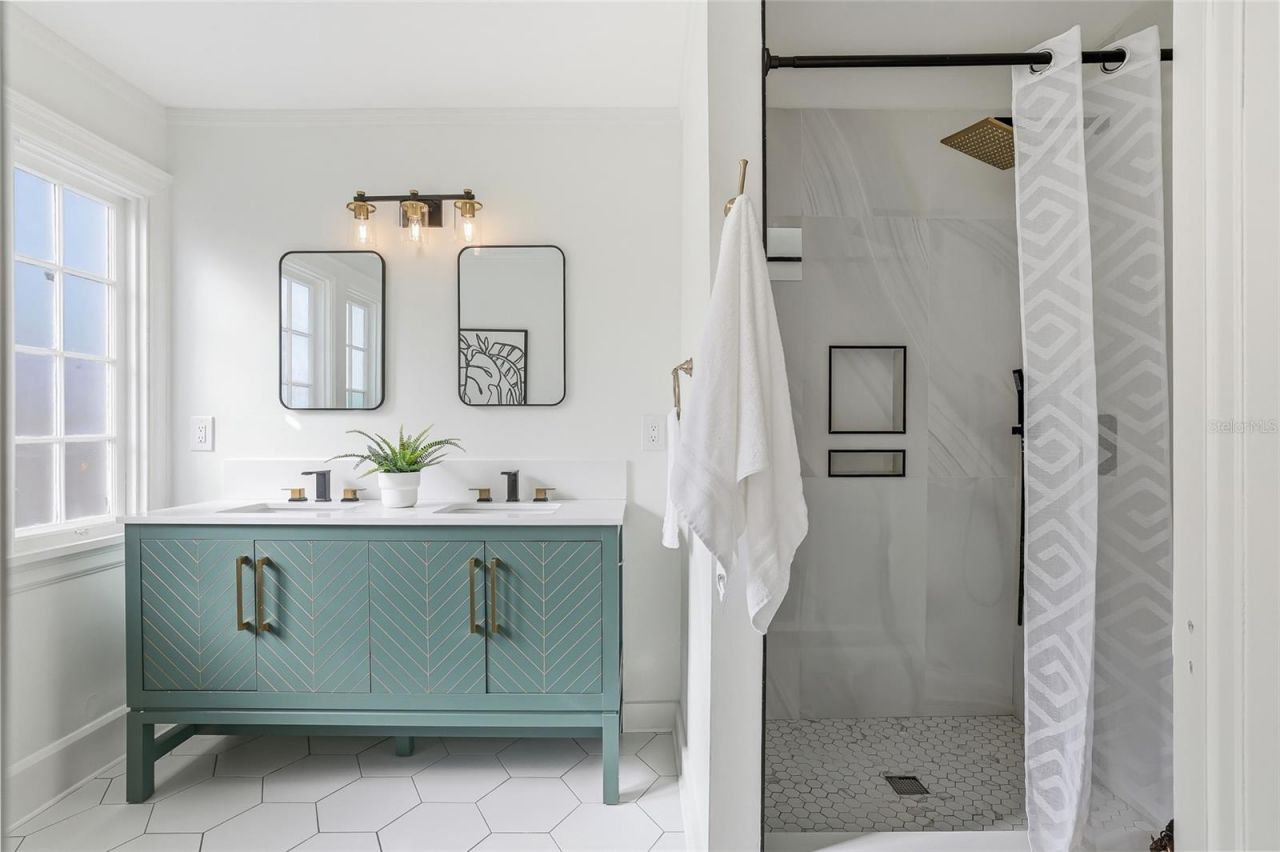 918 45th Street N, Saint Petersburg, FL 33713 Photo