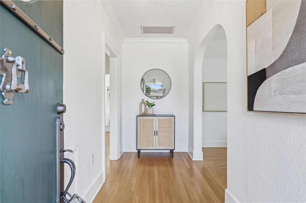 918 45th Street N, Saint Petersburg, FL 33713 Photo