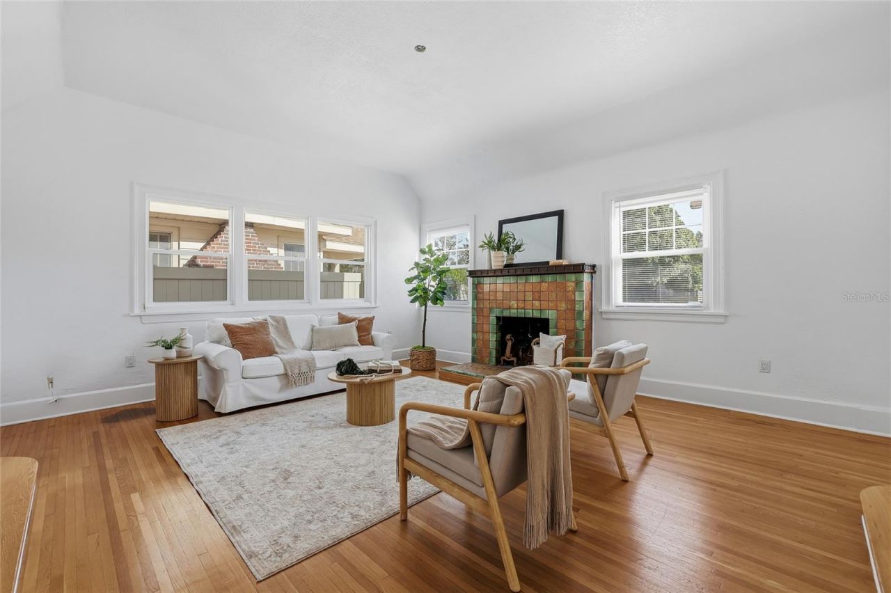 918 45th Street N, Saint Petersburg, FL 33713 Photo