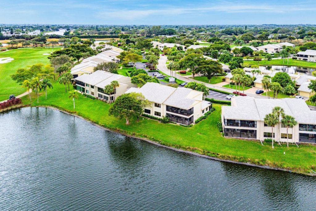 15 Eastgate Drive, Unit D, Boynton Beach, FL 33436 Photo