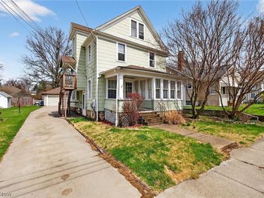 245 E Ford Avenue, Barberton, OH 44203