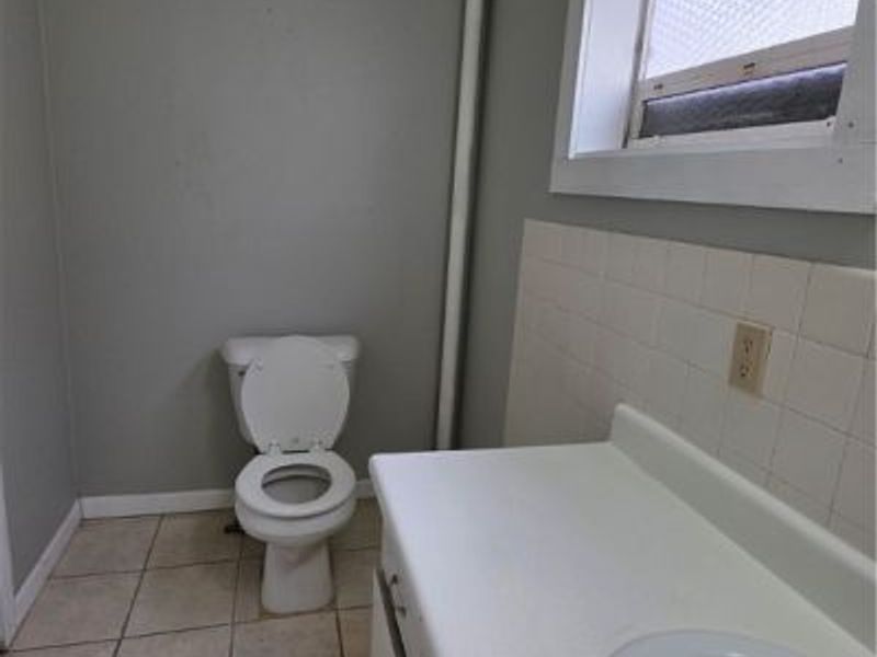 245 E Ford Avenue, Barberton, OH 44203 Photo 11