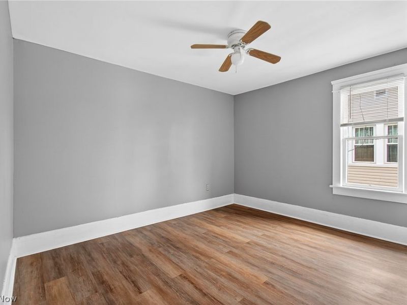 245 E Ford Avenue, Barberton, OH 44203 Photo 17