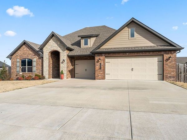 1904 Bergman Road, Pea Ridge, AR 72751
