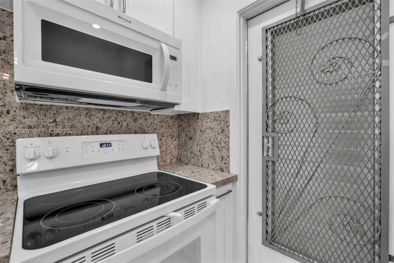 1201 Hillcrest Ct , Unit 102, Hollywood, FL 33021 Photo