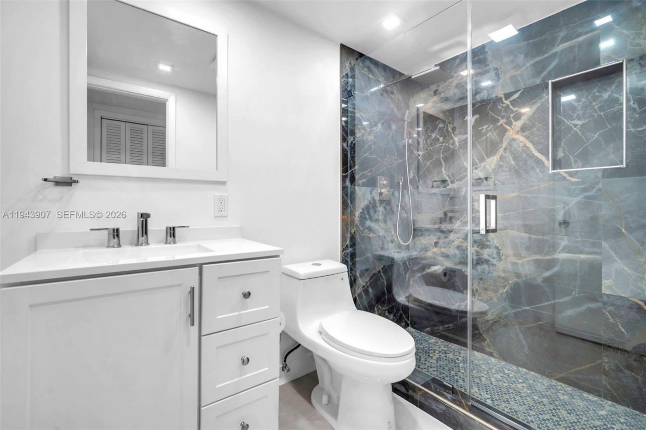 1201 Hillcrest Ct , Unit 102, Hollywood, FL 33021 Photo