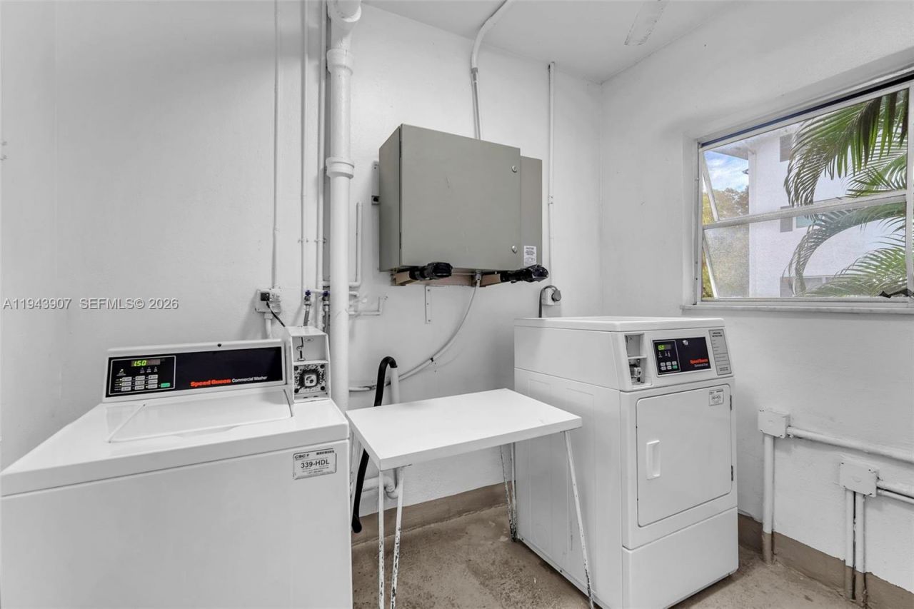 1201 Hillcrest Ct , Unit 102, Hollywood, FL 33021 Photo