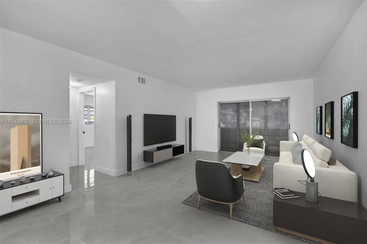 1201 Hillcrest Ct , Unit 102, Hollywood, FL 33021 Photo