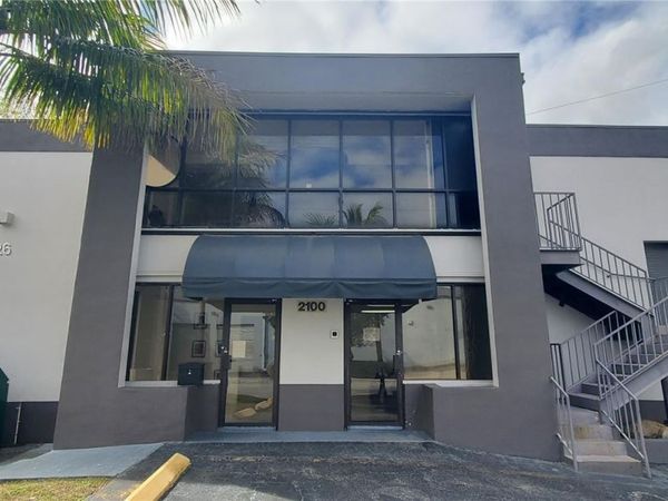 2100 NW 93rd Ave, Doral, FL 33172