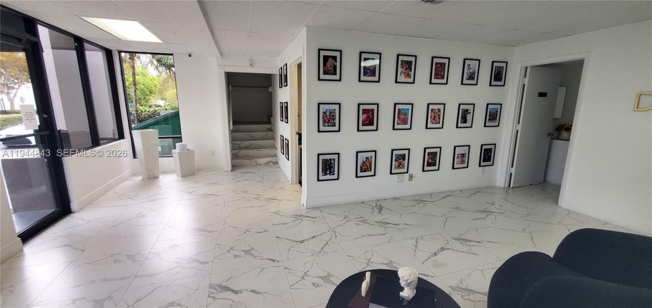 2100 NW 93rd Ave, Doral, FL 33172 Photo