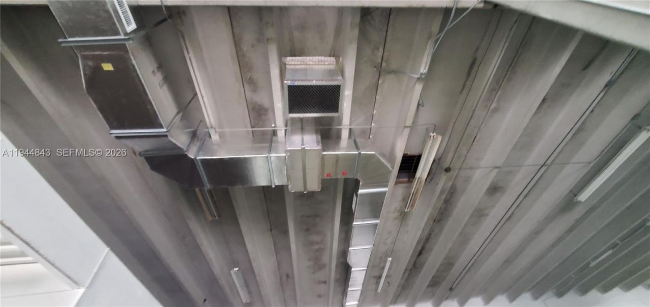 2100 NW 93rd Ave, Doral, FL 33172 Photo