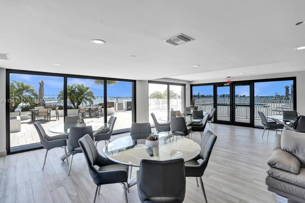 200 SE 15th Rd, Unit 5D, Miami, FL 33129 Photo