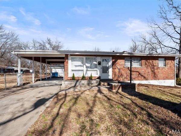 1325 Kappel Drive, St Louis, MO 63135