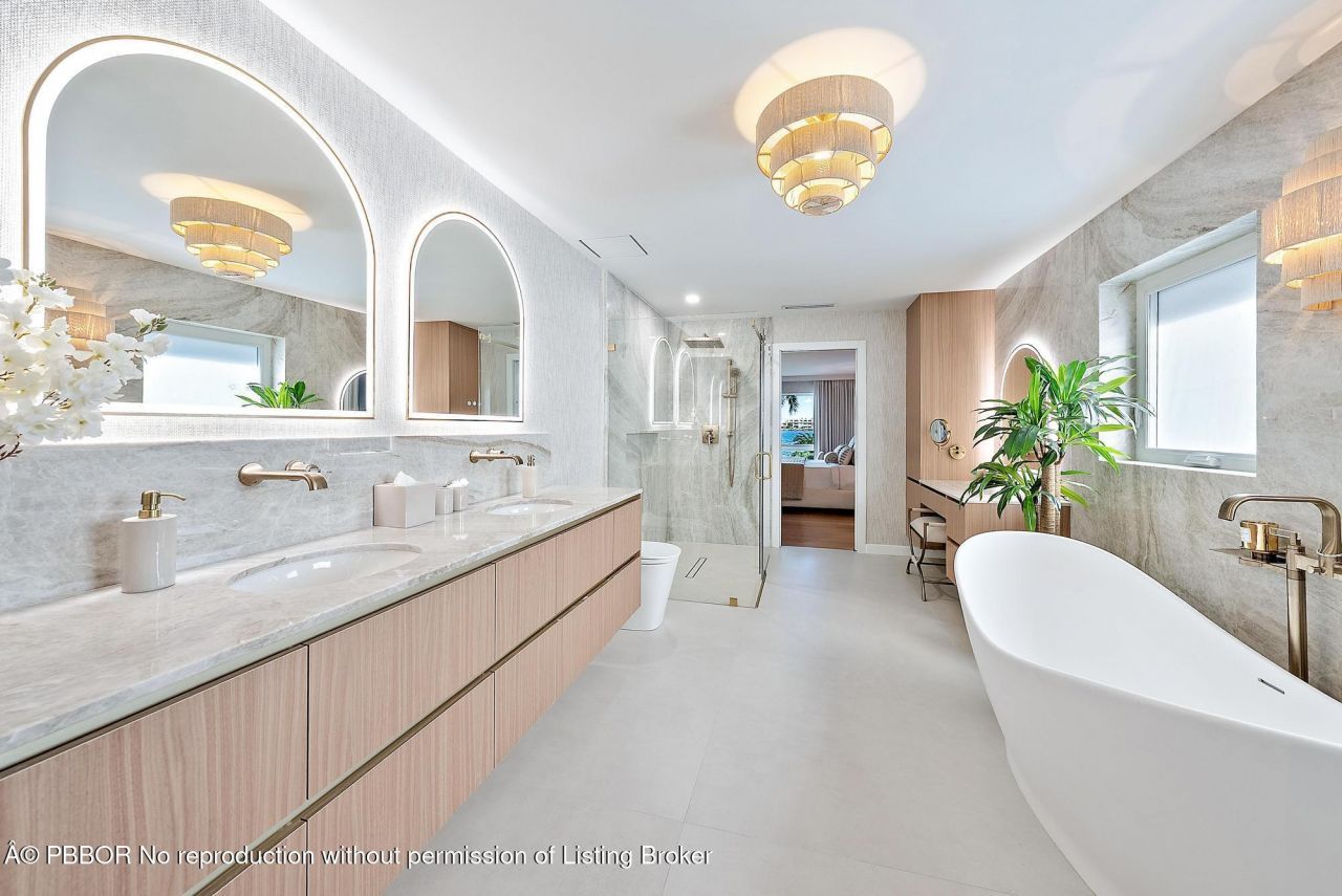 2204 Notre Dame Drive, Lake Worth Beach, FL 33460 Photo