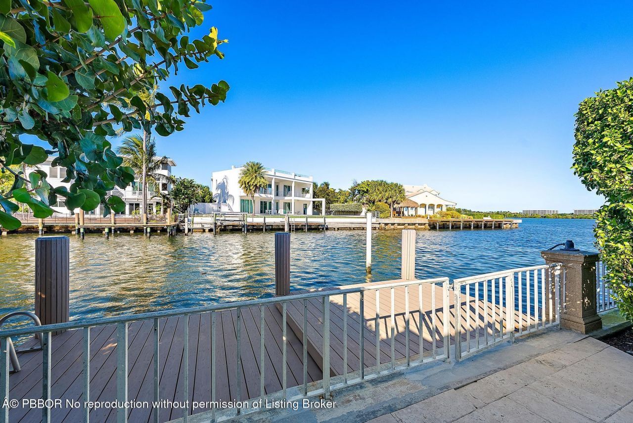 2204 Notre Dame Drive, Lake Worth Beach, FL 33460 Photo
