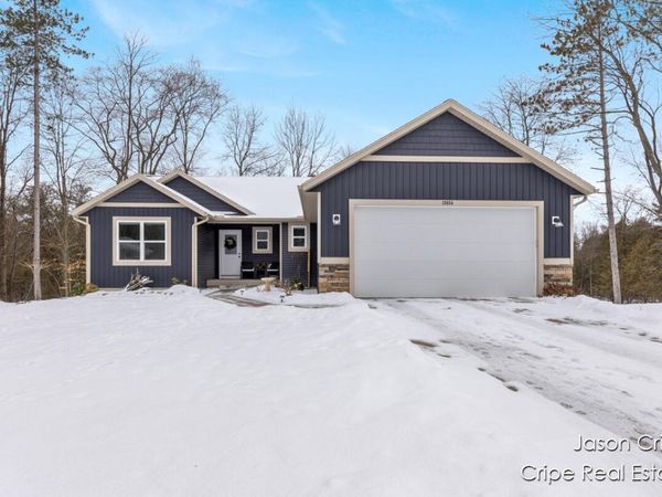 13034 Spruceridge Road, Gowen, MI 49326
