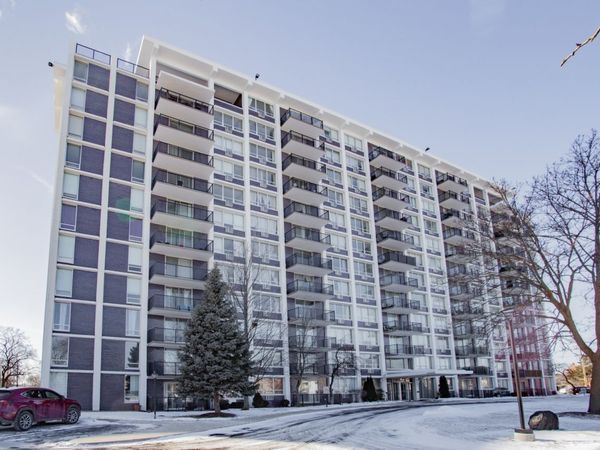 8801 W Golf Road, Unit 6B, Niles, IL 60714