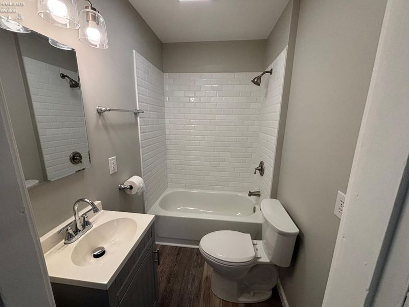 545 W Stevenson Street, Gibsonburg, OH 43431 Photo 11