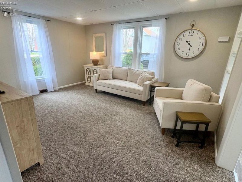 545 W Stevenson Street, Gibsonburg, OH 43431 Photo 3