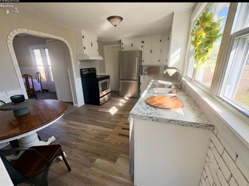 545 W Stevenson Street, Gibsonburg, OH 43431 Photo 8