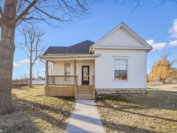 208 N 4th Street, Montezuma, IA 50171