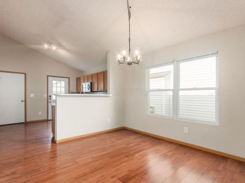 8307 Tegmen Street, Columbus, OH 43240 Photo 10