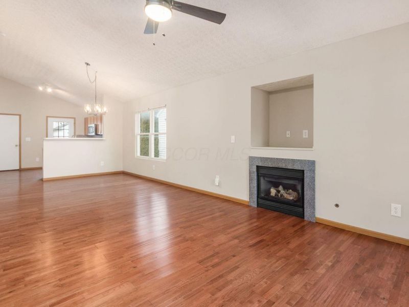 8307 Tegmen Street, Columbus, OH 43240 Photo 5