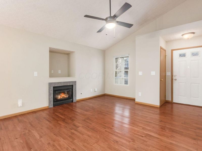 8307 Tegmen Street, Columbus, OH 43240 Photo 6