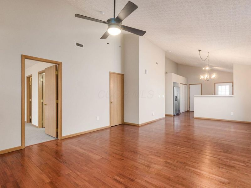 8307 Tegmen Street, Columbus, OH 43240 Photo 9