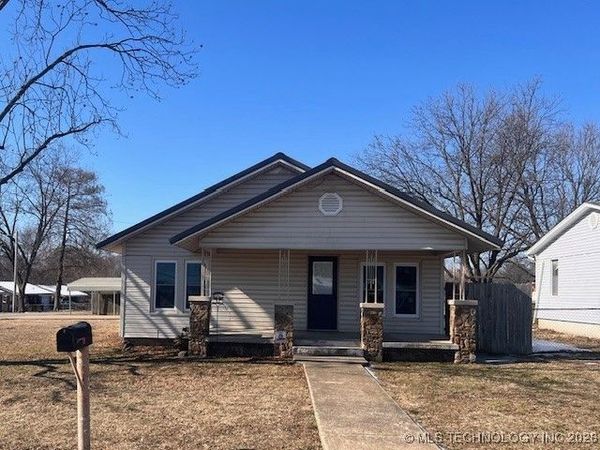 801 N Main Street, Sallisaw, OK 74955