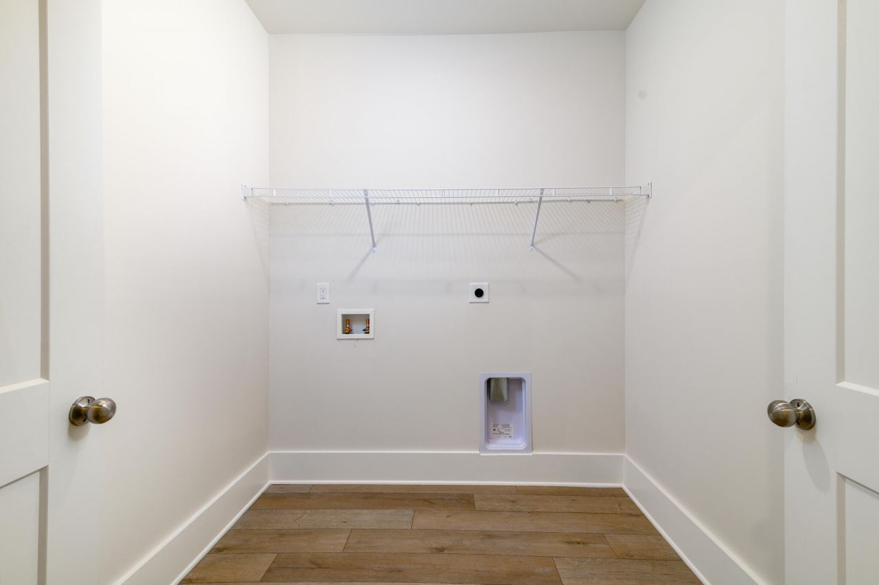 1150 Valdosta Photo 11