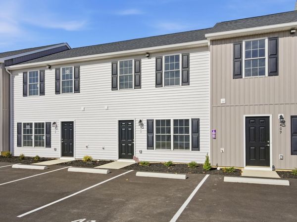 413 N Washington AVE, Unit 10, Pulaski, VA 24301