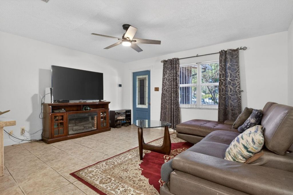 910 NW 49th Court, Deerfield Beach, FL 33064 Photo