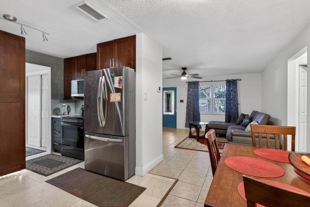 910 NW 49th Court, Deerfield Beach, FL 33064 Photo