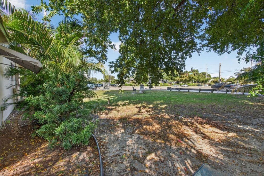 910 NW 49th Court, Deerfield Beach, FL 33064 Photo