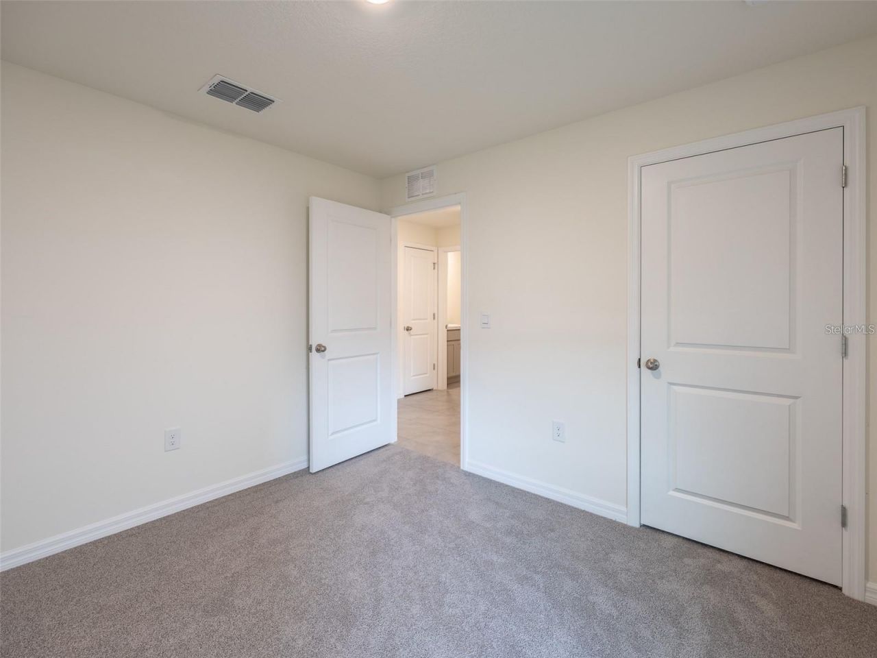 3820 Mannered Gold Avenue, Bradenton, FL 34208 Photo