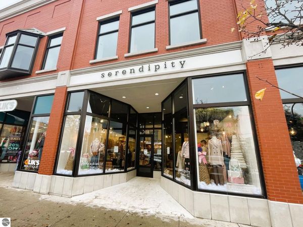 204 Front Street E, Traverse City, MI 49684